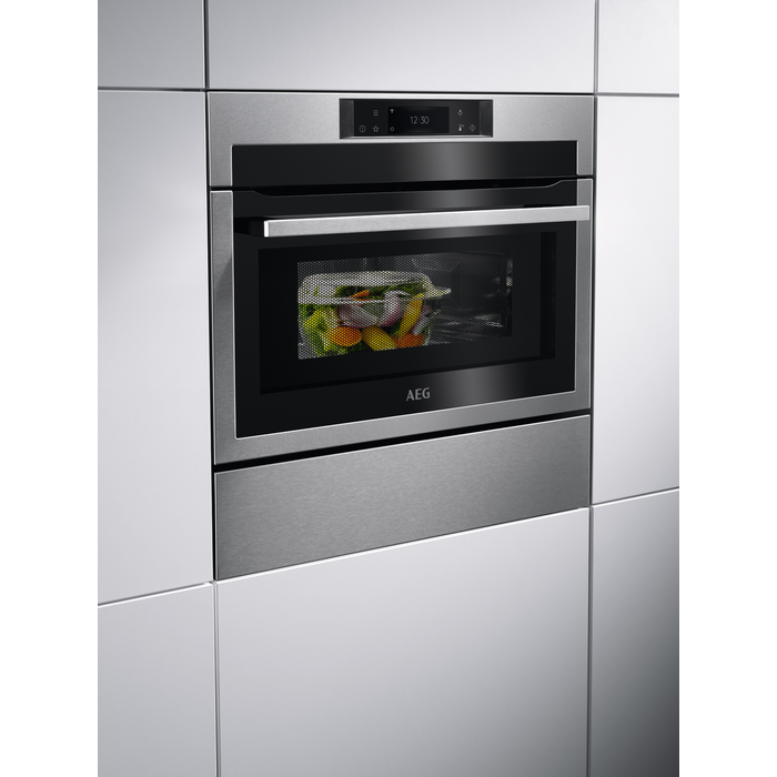 AEG - Compacte inbouwoven - KME761080M