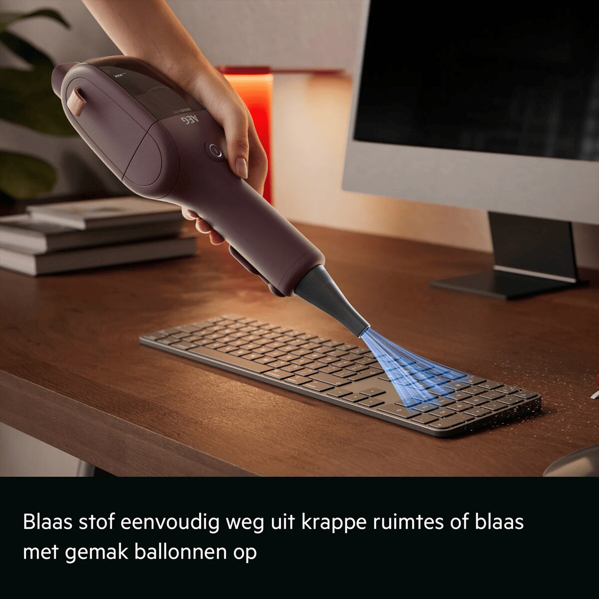 Blaas stof eenvoudig weg uit krappe ruimtes of blaas met gemak ballonnen op