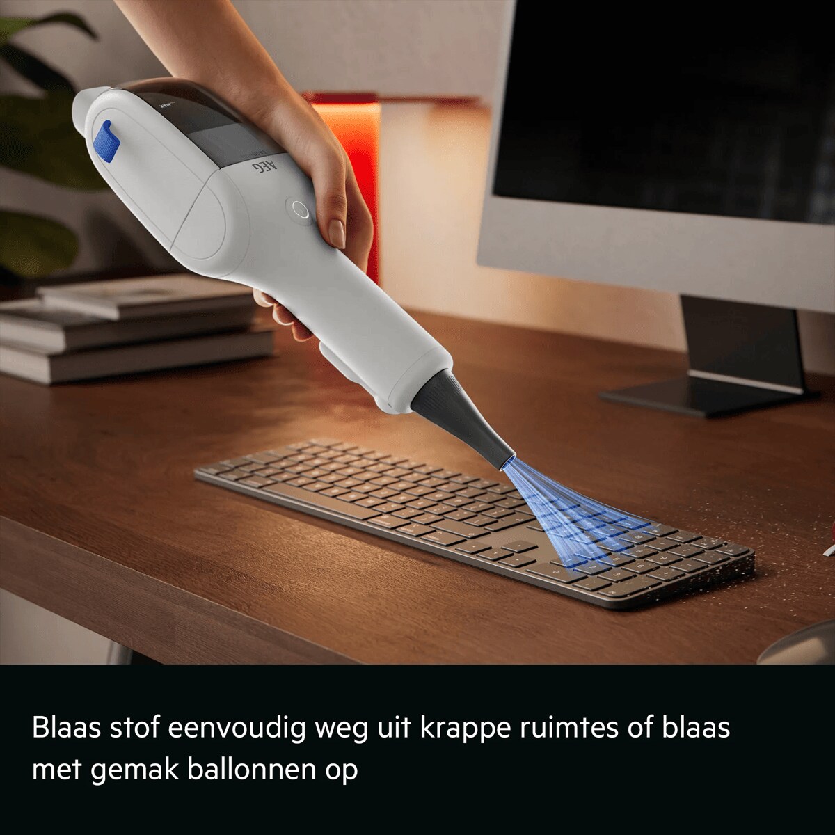 Blaas stof eenvoudig weg uit krappe ruimtes of blaas met gemak ballonnen op