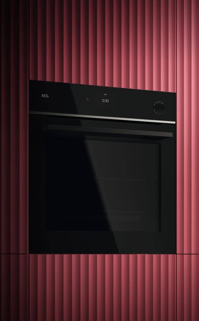 Een oven in een keuken.