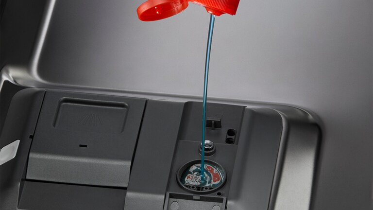 Waarom glansspoelmiddel in je vaatwasser gebruiken? 