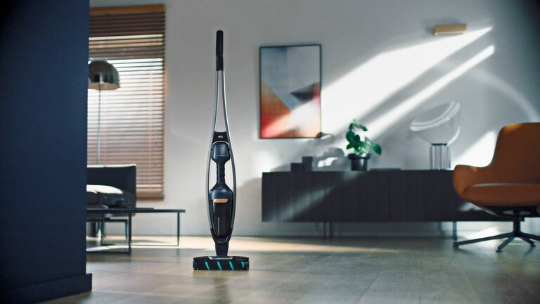 AEG QX9 PowerRoller