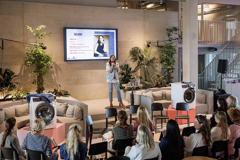 Hoe kunnen we duurzamer omgaan met denim?