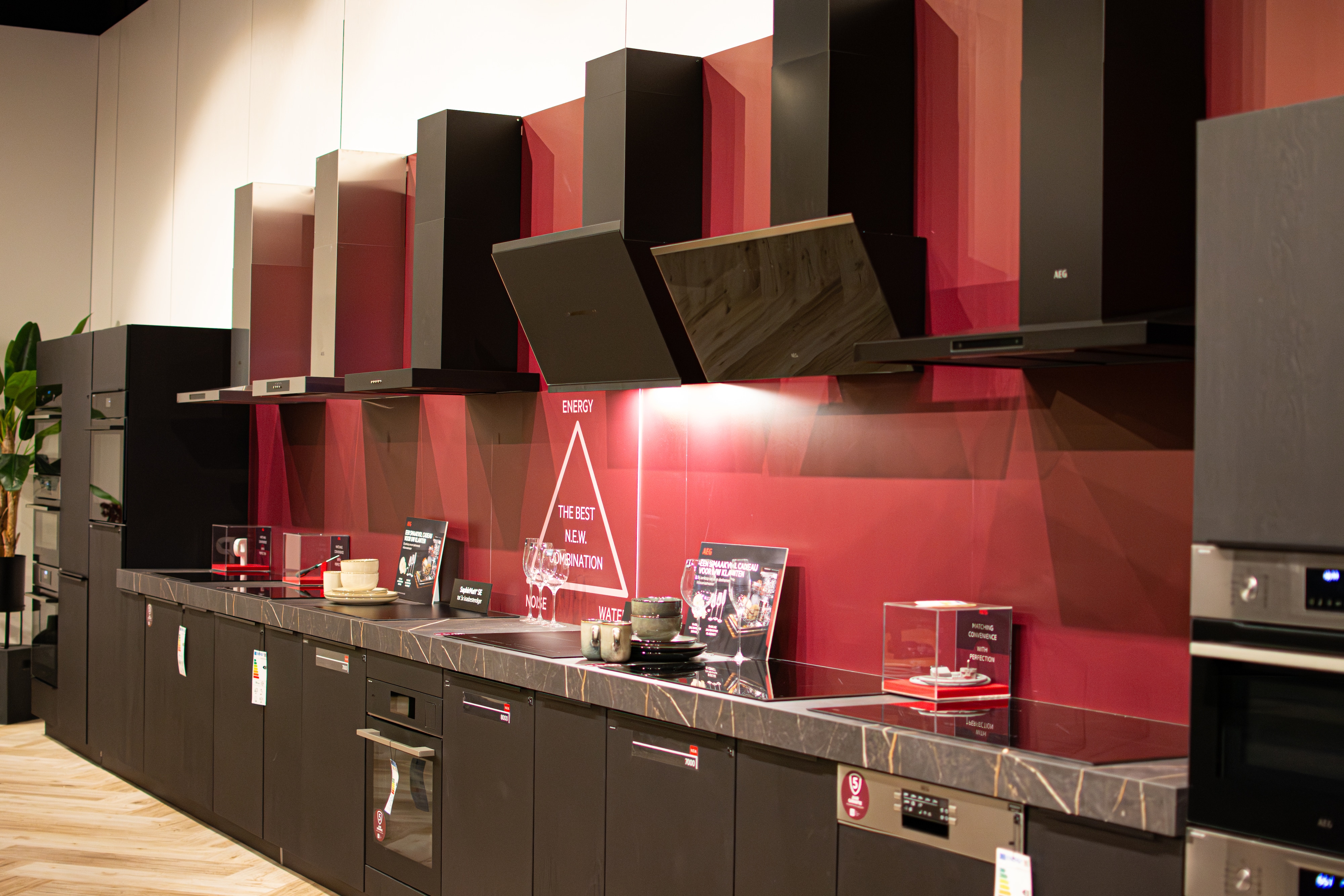 AEG showroom - afzuigkappen