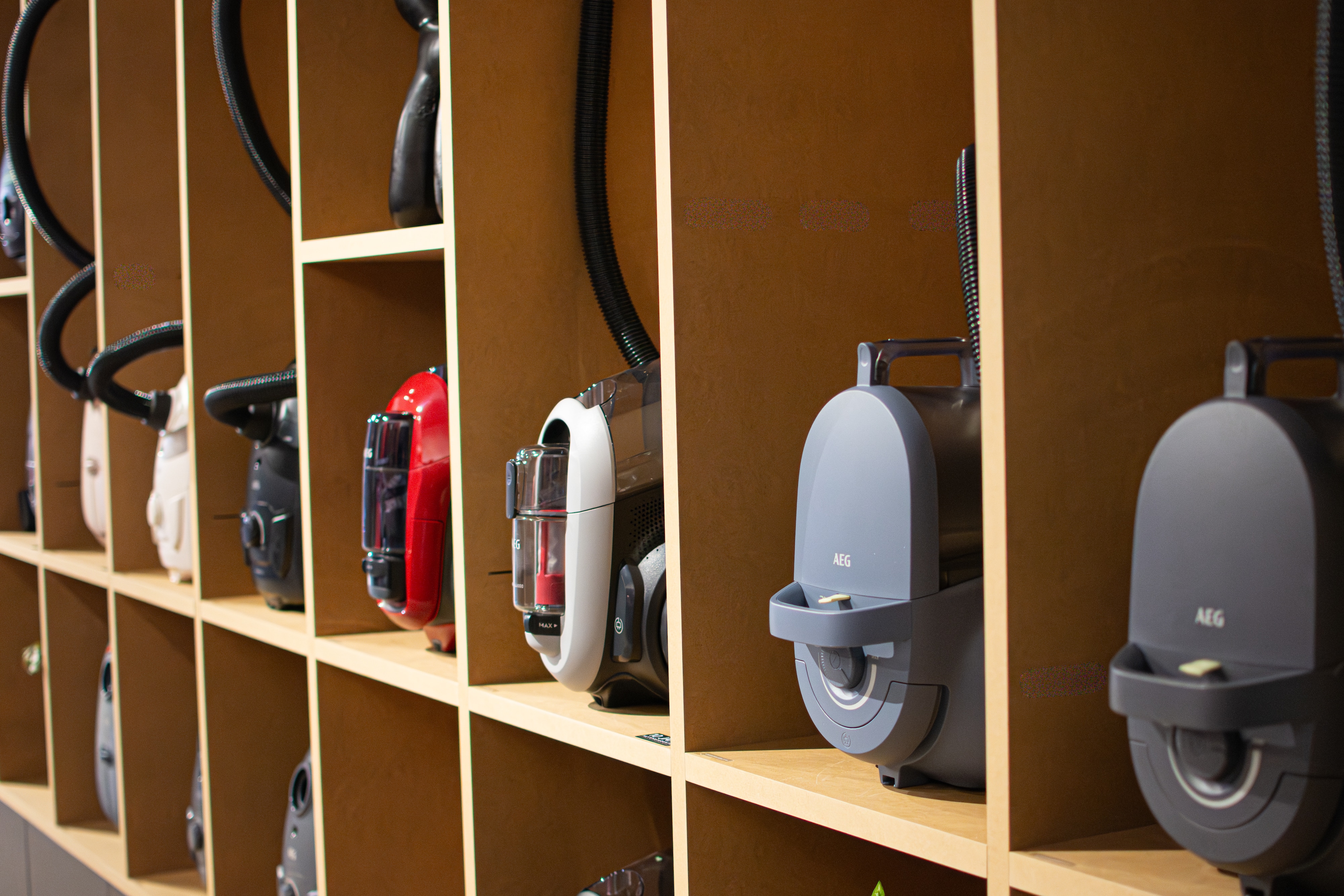 AEG showroom - Stofzuigers